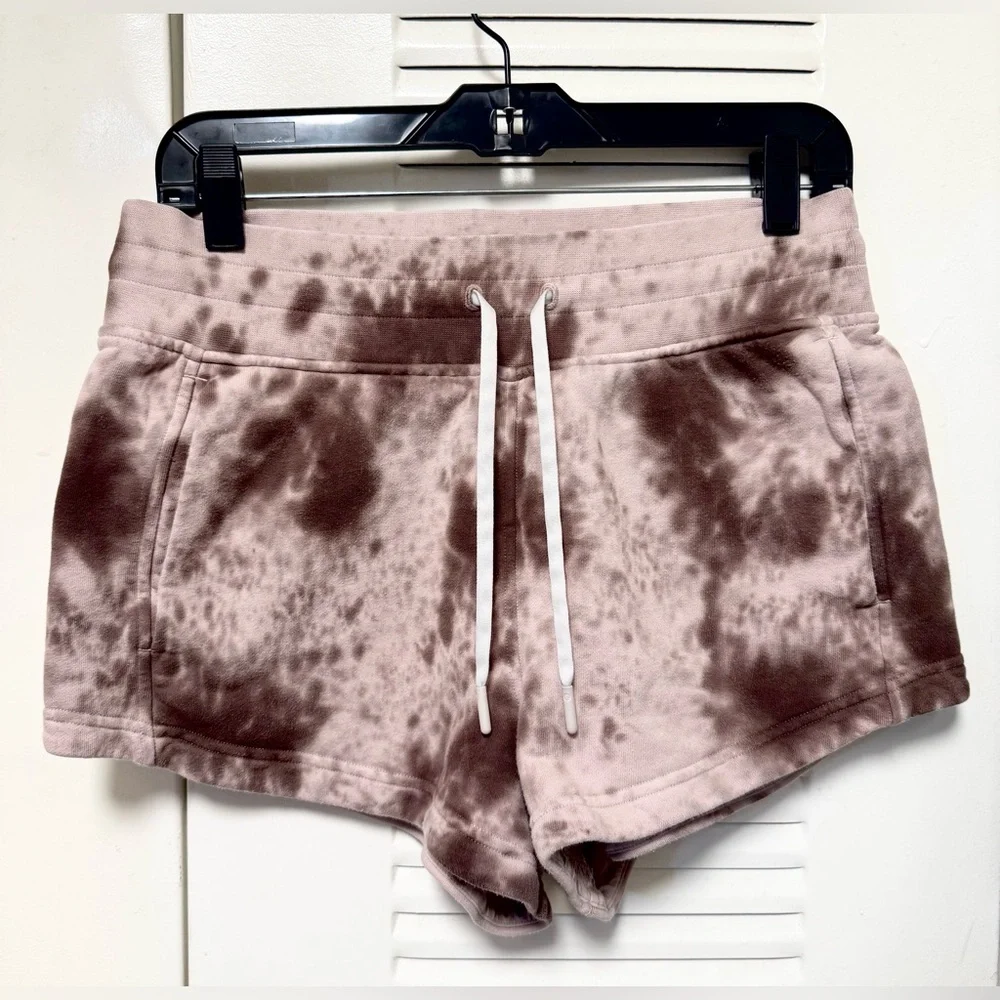 Lululemon Inner Glow Short 3